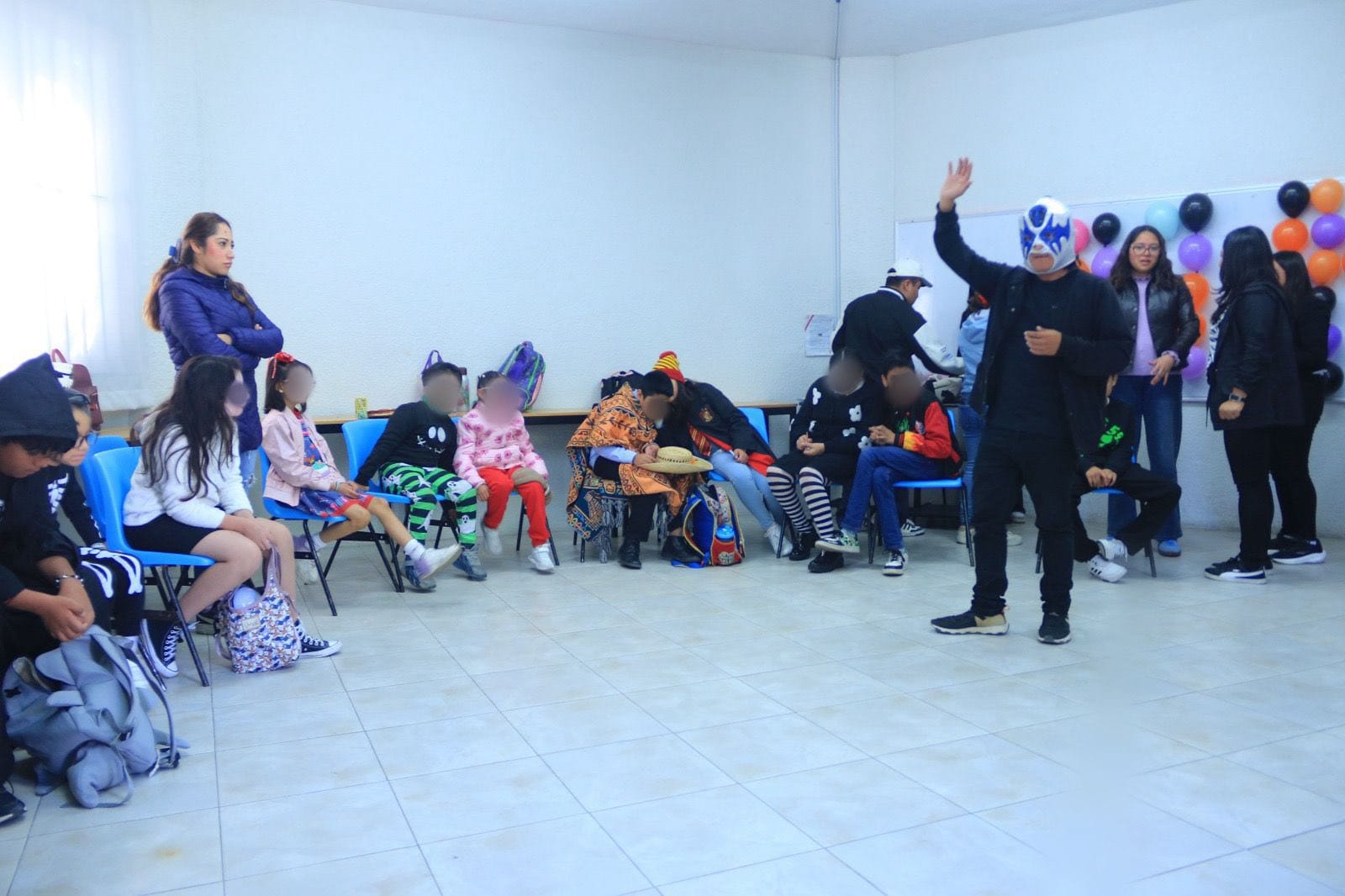 Estudiantes de Desarrollo Humano UATx fomentan la práctica de la inclusión y el aprendizaje entre niños